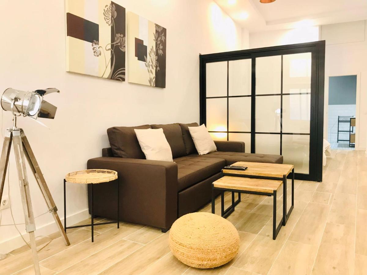 Munilla & Beach By Ele Apartments Malaga Exterior photo