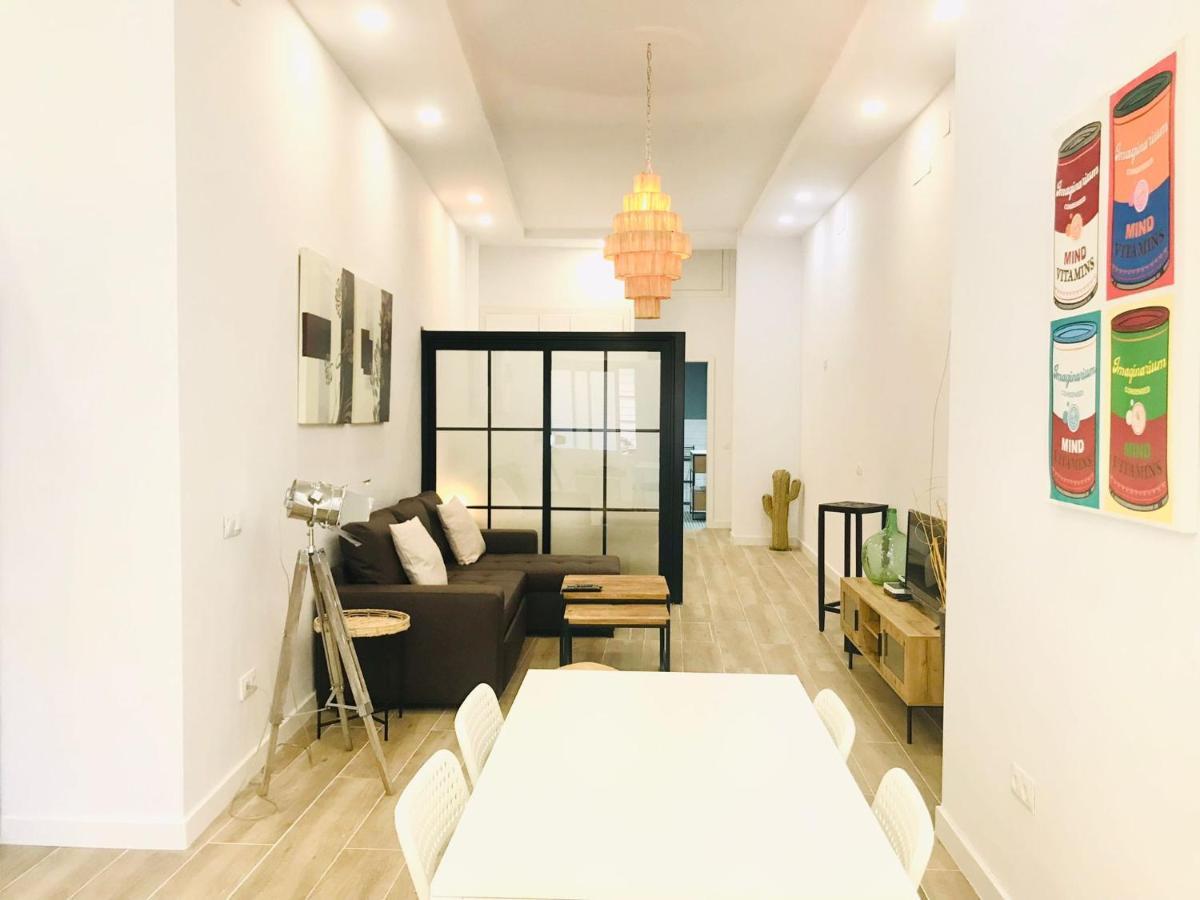 Munilla & Beach By Ele Apartments Malaga Exterior photo